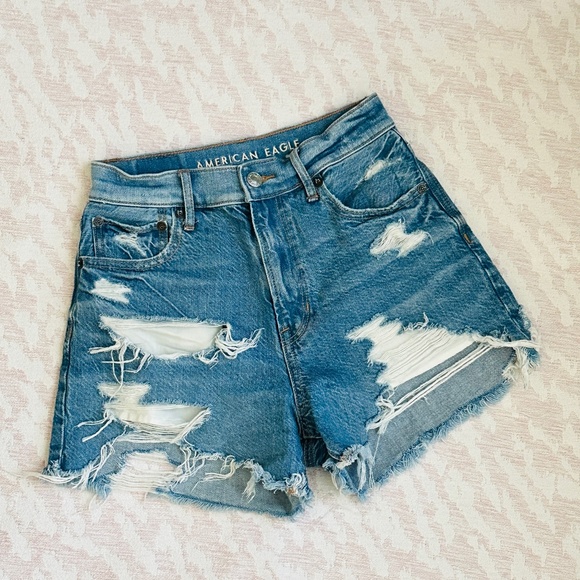 American Eagle  |  Highest Rise '90's Boyfriend Short bright vintage  sz 00 - Picture 3 of 11